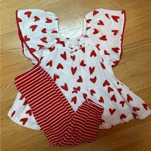 Jessica Simpson Valentine’s Day set